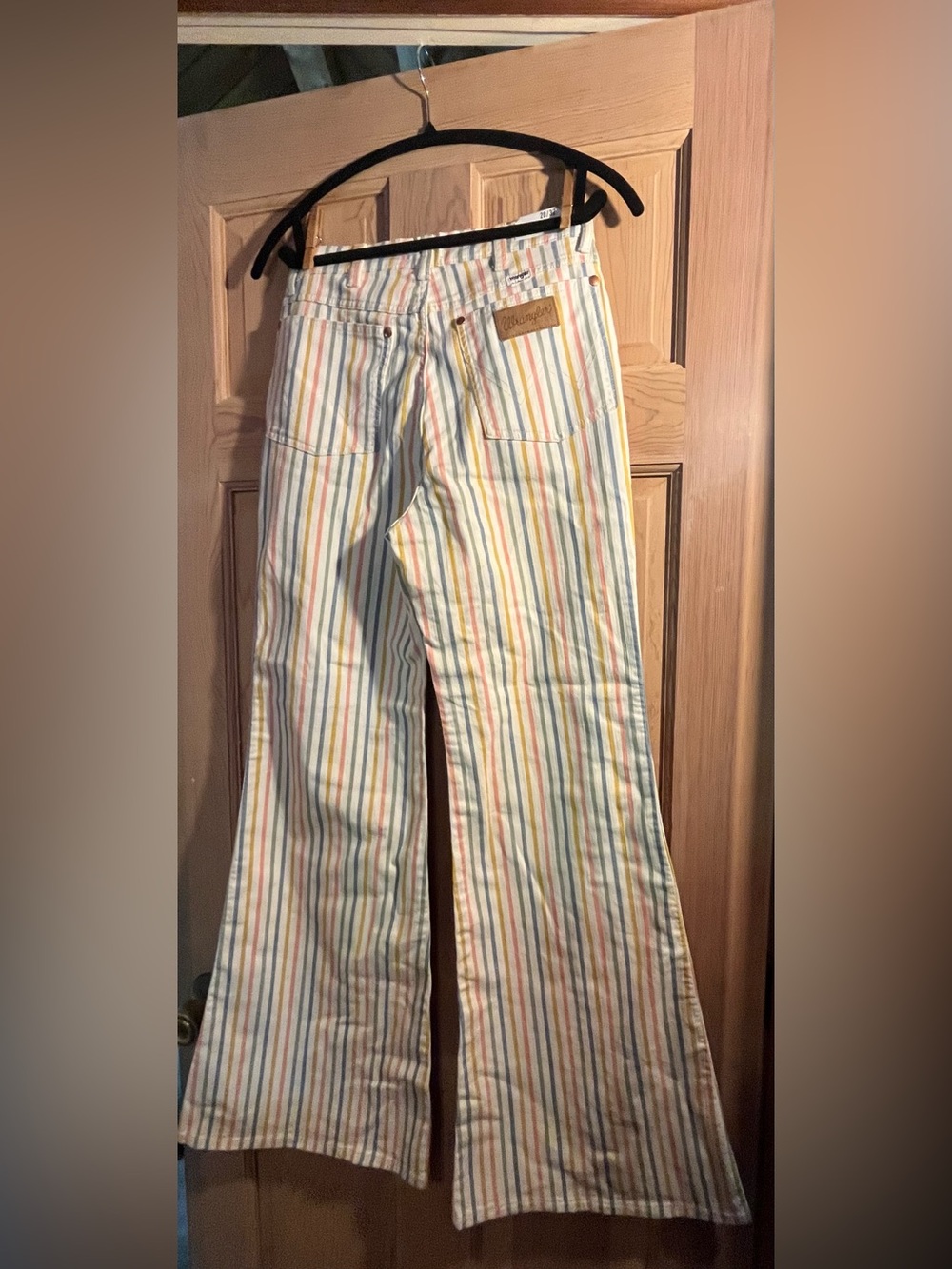 NWT Wrangler Pastel Rainbow Stripe Wide-Leg Pants - Picture 4 of 4